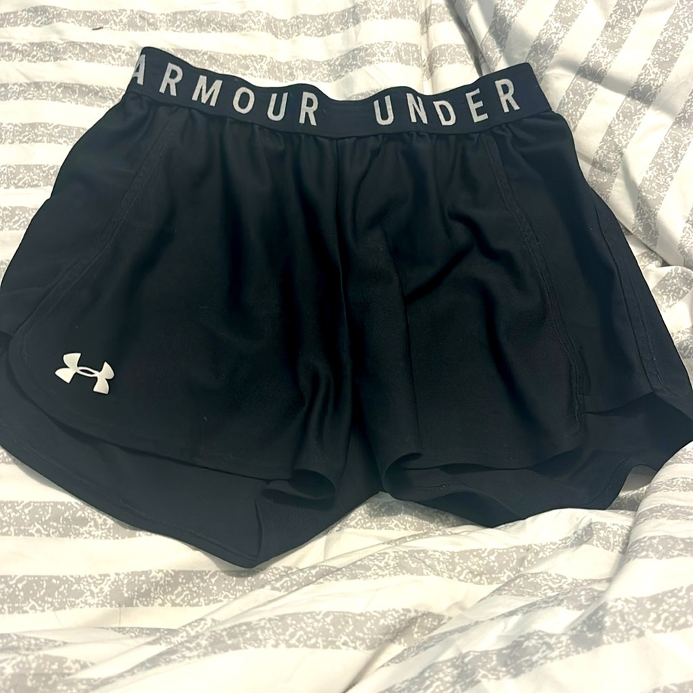 black under armour shorts